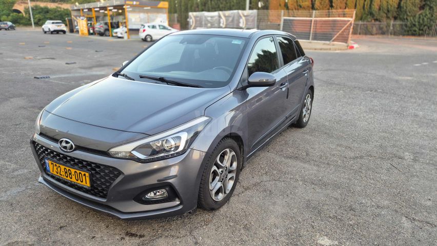 מודעת רכב יונדאי i20