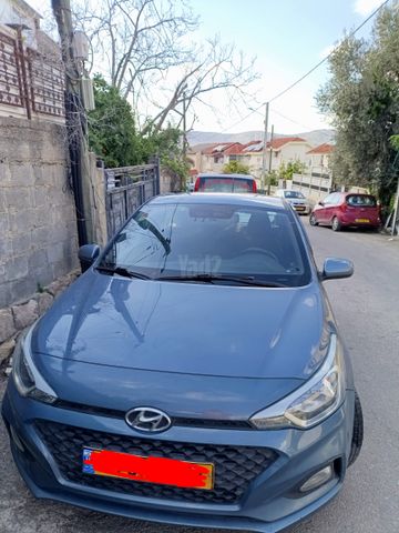 מודעת רכב יונדאי i20