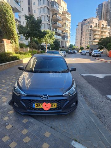 מודעת רכב יונדאי i20