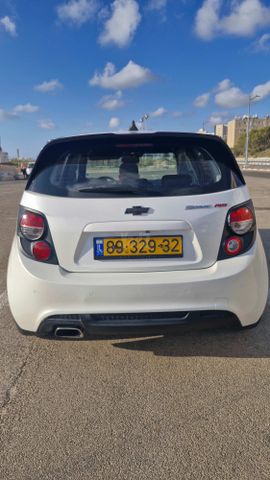 מודעת רכב שברולט סוניק