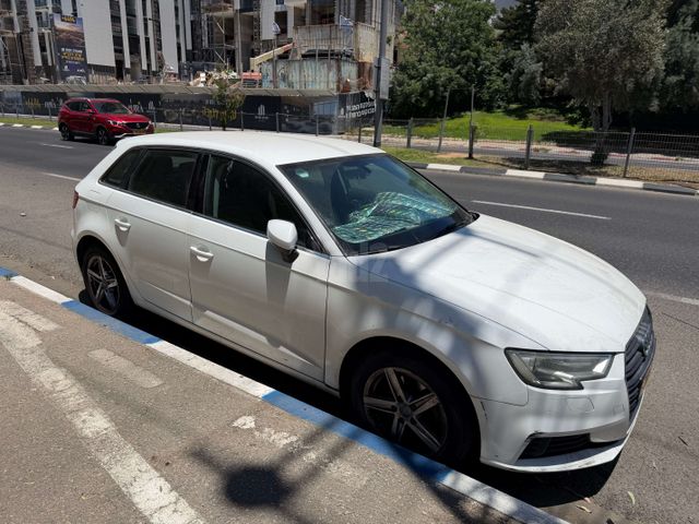 מודעת רכב אאודי A3