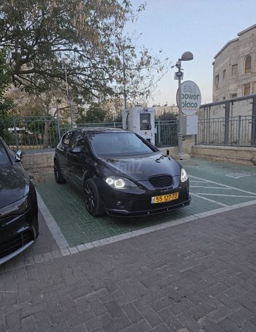 מודעת רכב סיאט לאון