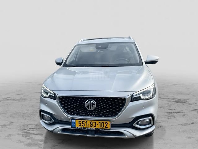 מודעת רכב אם ג'י EHS PHEV
