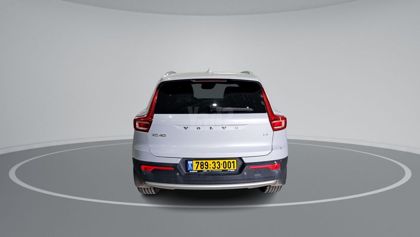 מודעת רכב וולוו XC40