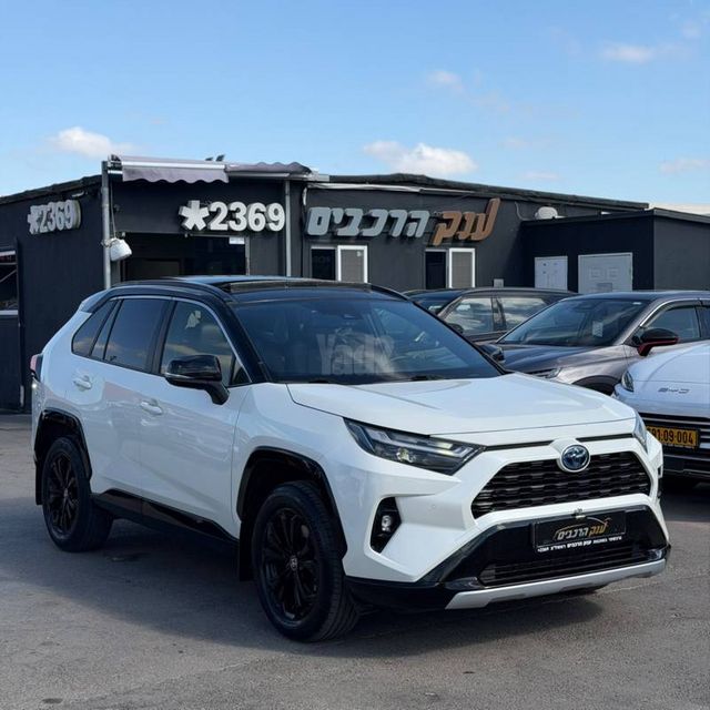 מודעת רכב טויוטה RAV4