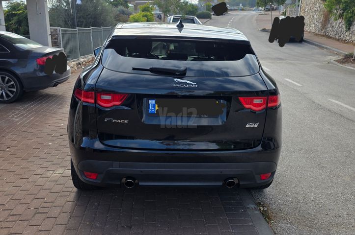 מודעת רכב יגואר F-Pace