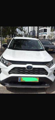 מודעת רכב טויוטה RAV4