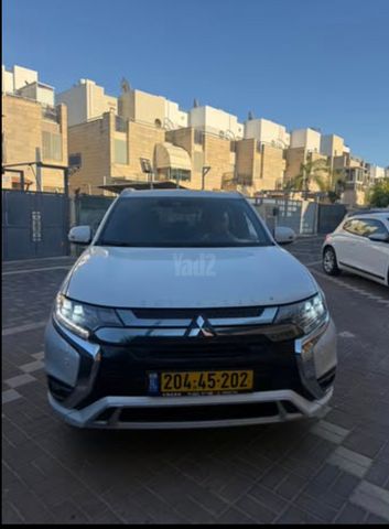 מודעת רכב מיצובישי אאוטלנדר