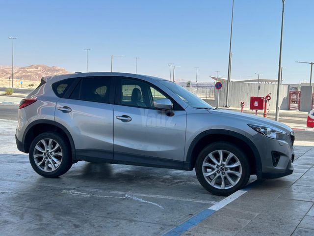 מודעת רכב מאזדה CX-5