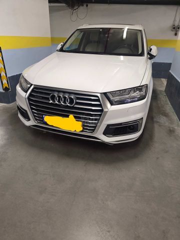 מודעת רכב אאודי Q7