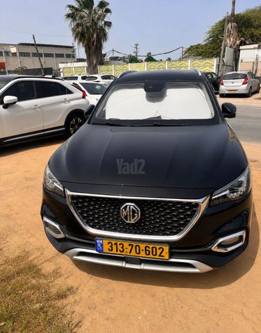 מודעת רכב אם ג'י EHS PHEV