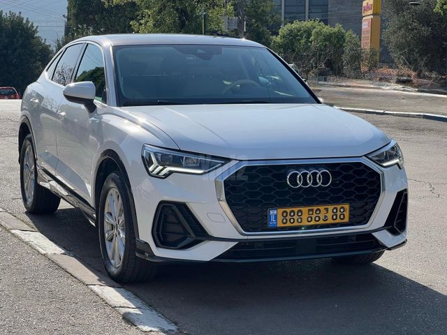 מודעת רכב אאודי Q3