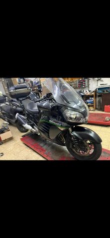 מודעת רכב קאוואסאקי GTR1400