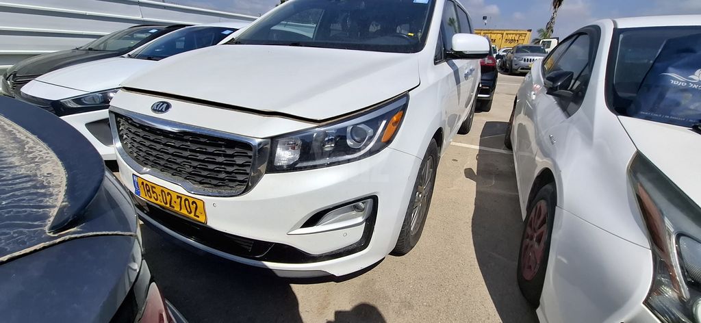 מודעת רכב קיה קרניבל