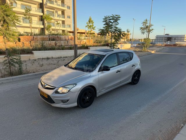 מודעת רכב יונדאי i30
