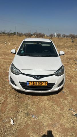 מודעת רכב יונדאי i20