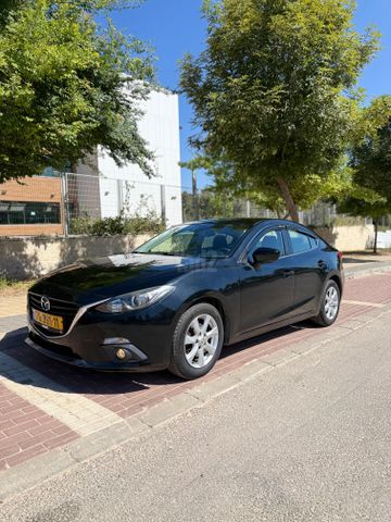 מודעת רכב מאזדה 3
