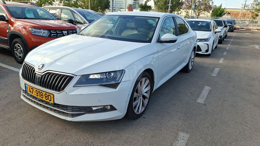 מודעת רכב סקודה סופרב