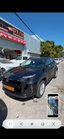 מודעת רכב טויוטה יאריס קרוס