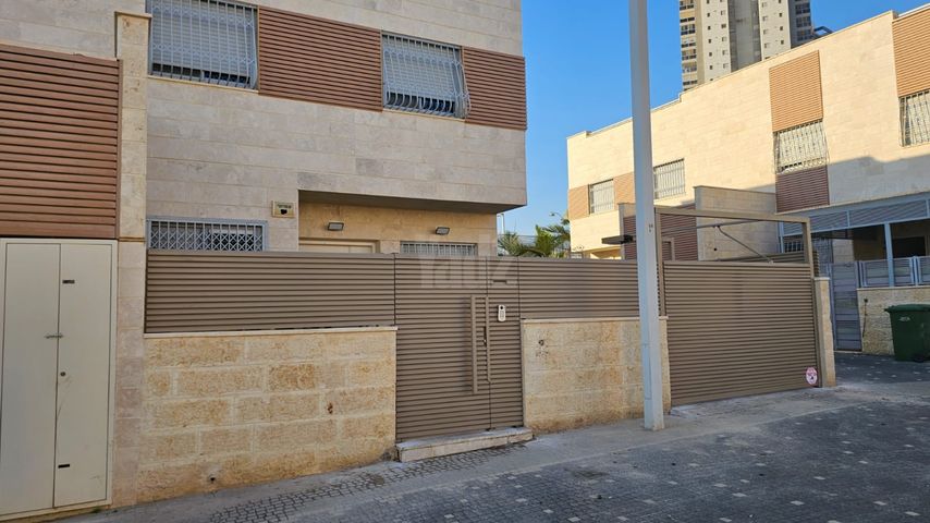 עפרוני 78