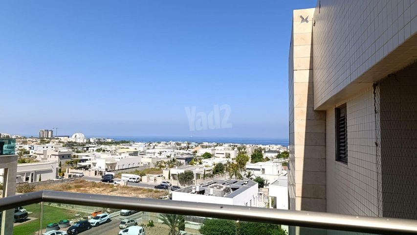 שדרות ירושלים 141