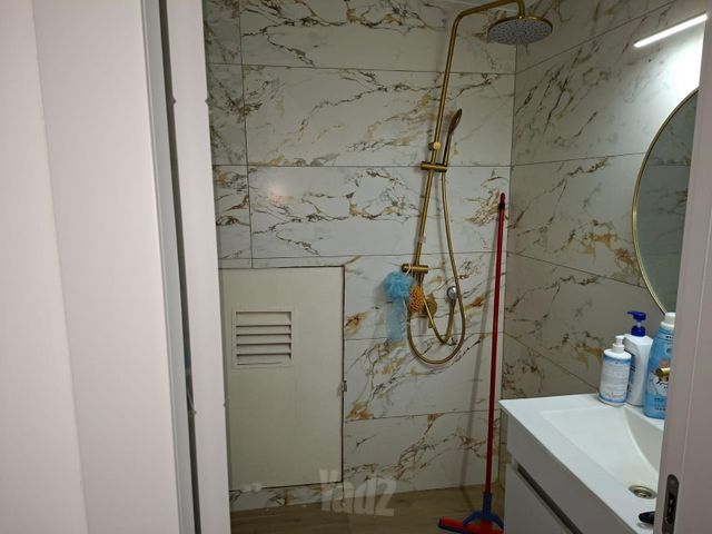 יחידת דיור להשכרה בירושלים — 2