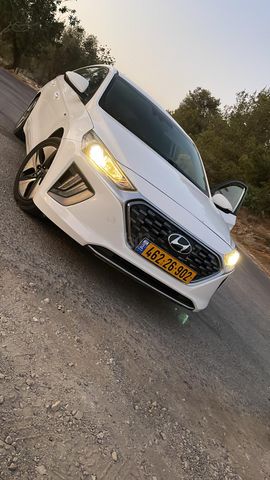 מודעת רכב יונדאי איוניק