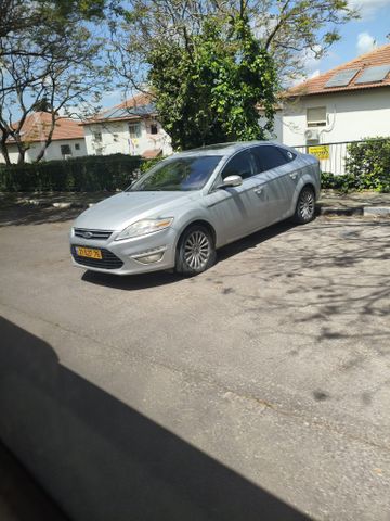 מודעת רכב פורד מונדאו