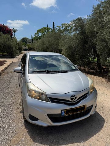 מודעת רכב טויוטה יאריס