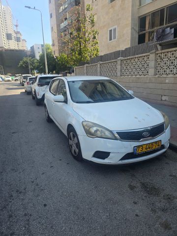 סיד LX אוט׳ בנזין האצ'בק 1.6 (125 כ״ס)