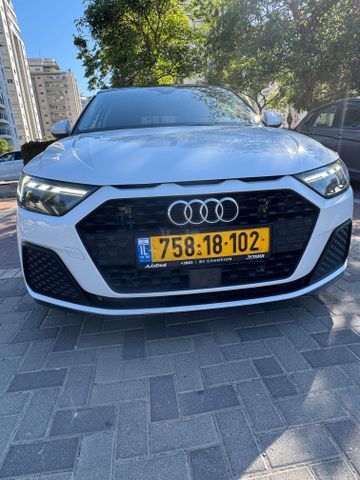 מודעת רכב אאודי A1