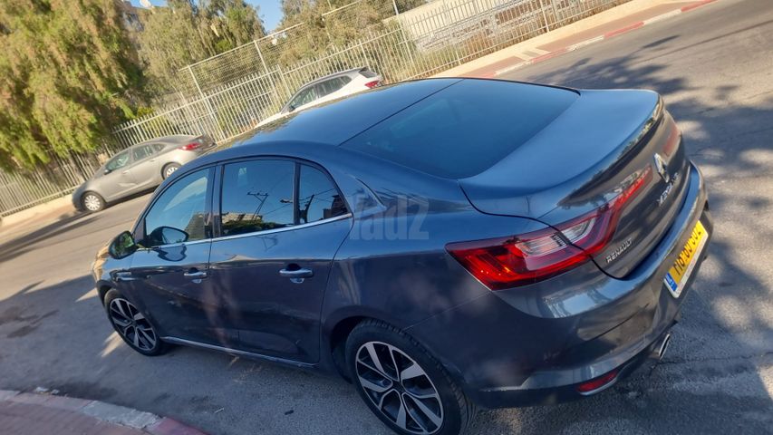 מודעת רכב רנו מגאן