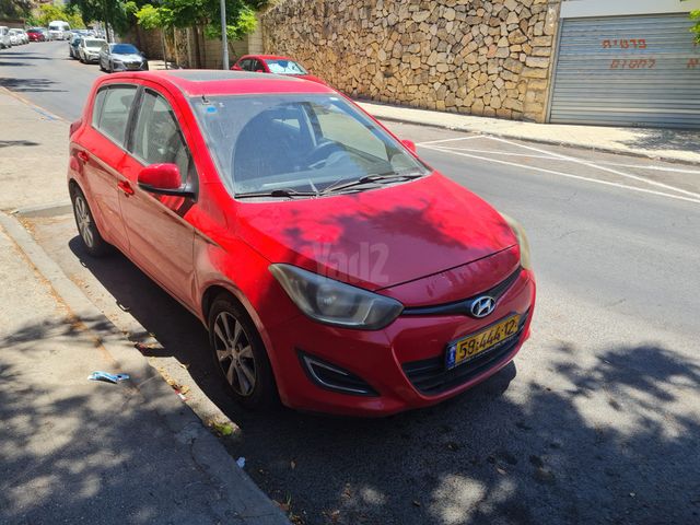 מודעת רכב יונדאי i20