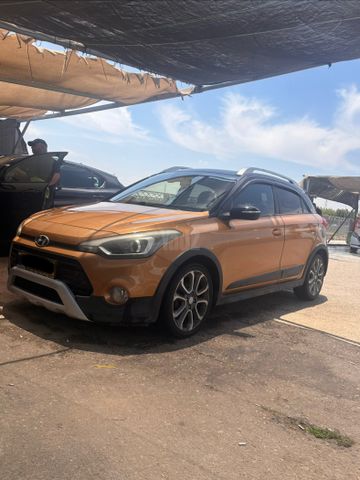 מודעת רכב יונדאי I20 קרוס
