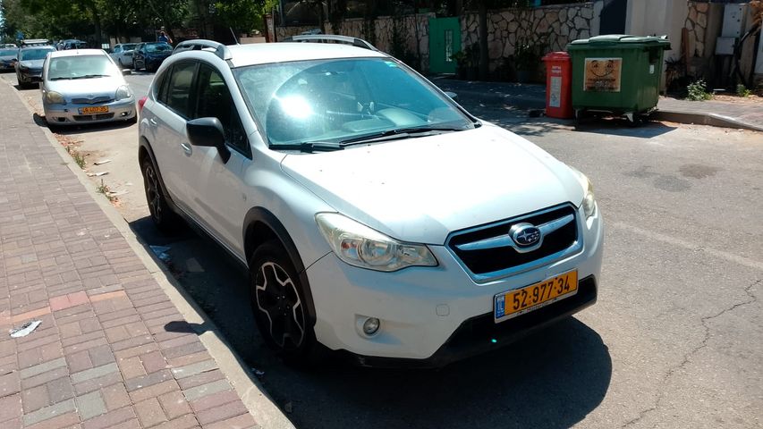 מודעת רכב סובארו XV