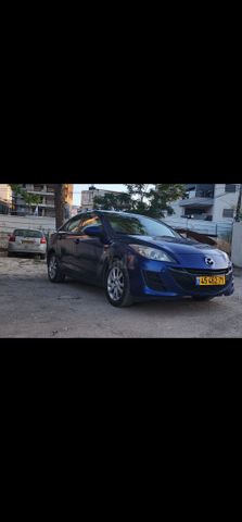 מודעת רכב מאזדה 3
