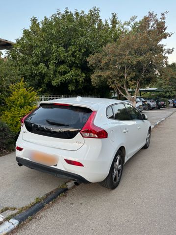מודעת רכב וולוו V40