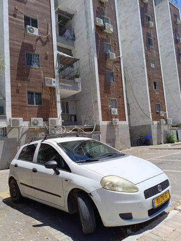 מודעת רכב פיאט פונטו