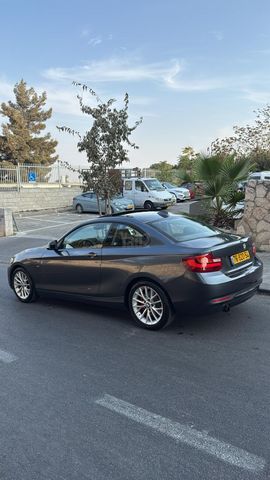 מודעת רכב ב מ וו סדרה 2