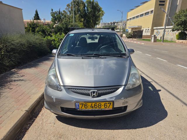 מודעת רכב הונדה ג'אז