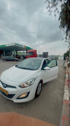 מודעת רכב יונדאי i10