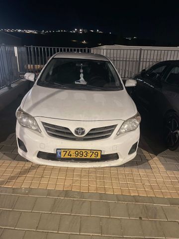 מודעת רכב טויוטה קורולה