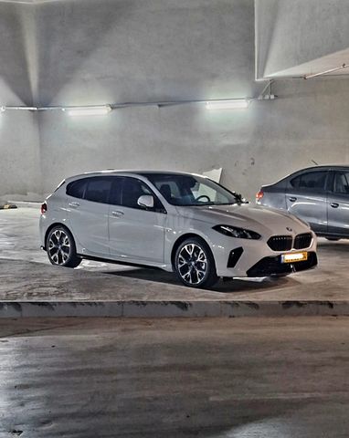 מודעת רכב ב מ וו סדרה 1