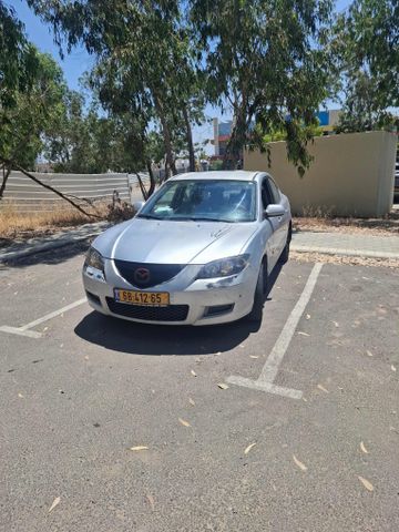 מודעת רכב מאזדה 3