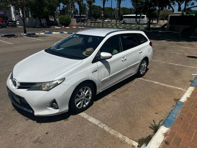 מודעת רכב טויוטה קורולה