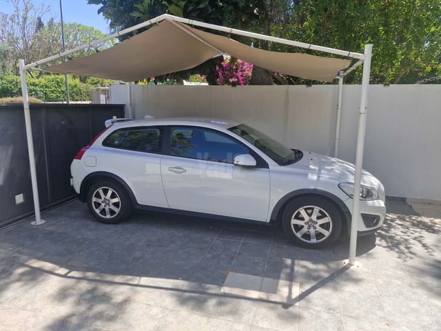 מודעת רכב וולוו C30