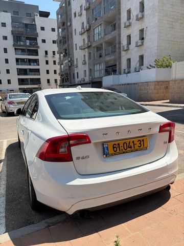 מודעת רכב וולוו S60