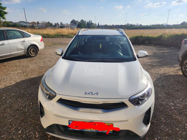 מודעת רכב קיה סטוניק