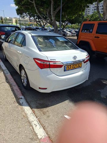 מודעת רכב טויוטה קורולה