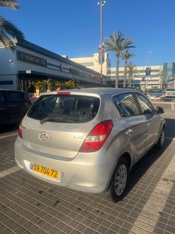 מודעת רכב יונדאי i20